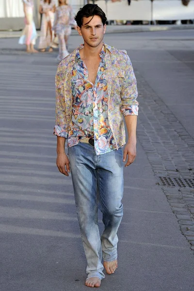 Look 6
